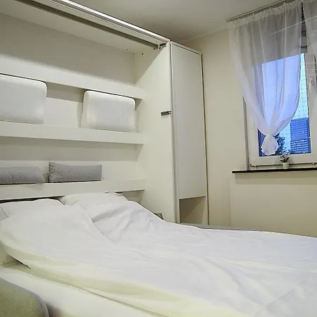 Studio7 By Zzzone, Superjednostka 2th Floor, Spodek, Centrum, Rynek, 48m2, Center, Self Check-in Apartamento